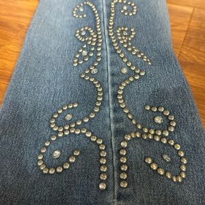 Metal Pattern village jean